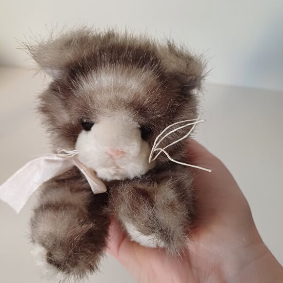 The Bearington Collection Realistic Grey Stripped Laying Tabby Bow Kitty Cat 9'' - Picture 1 of 14